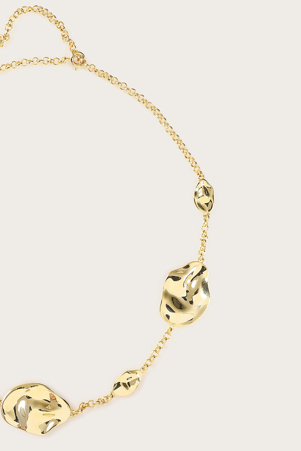 KARIA Hammered Effect Oval Charm Gold Necklace