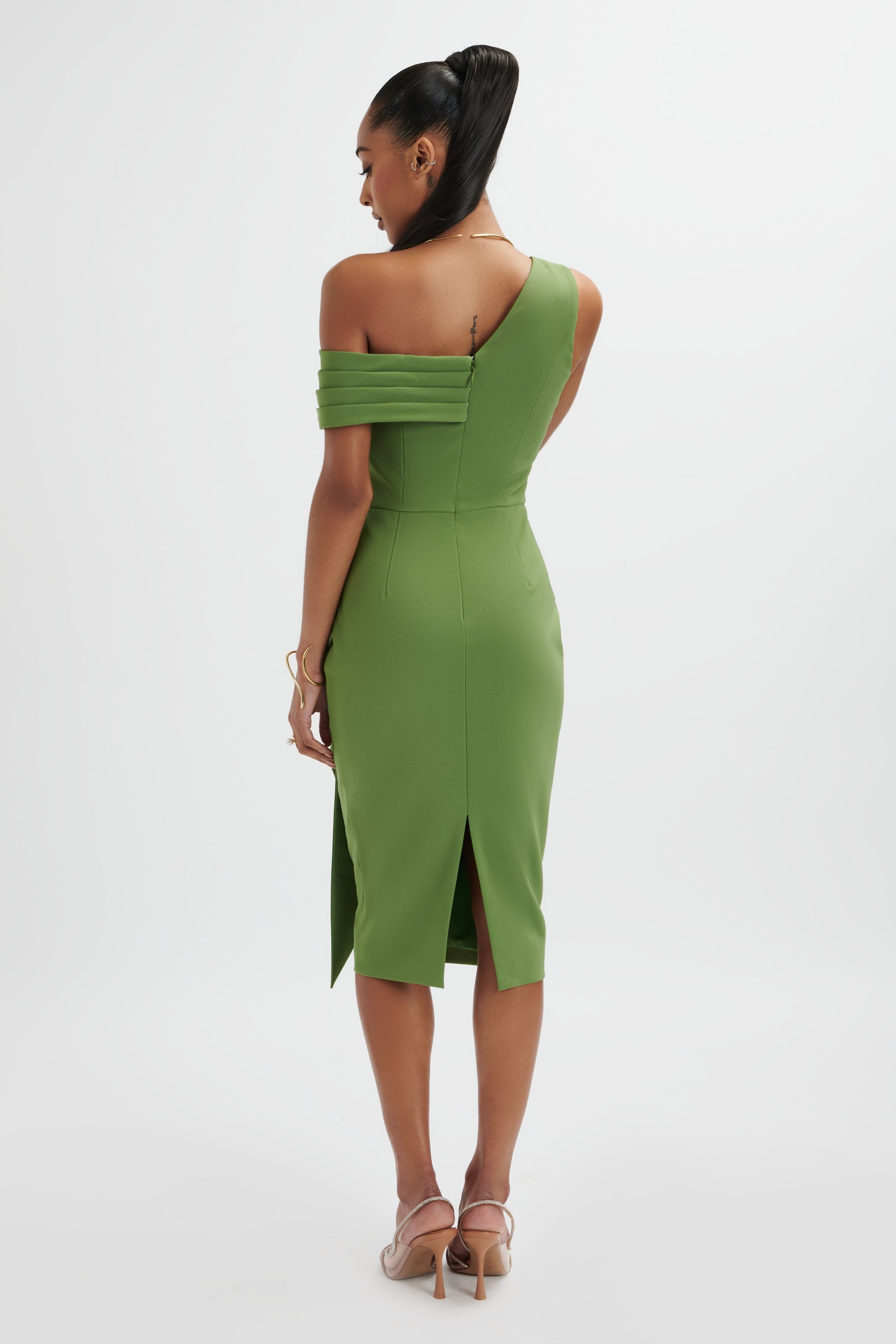 HANNAH Pleated Asymmetric Off Shoulder Midi Dress In Green