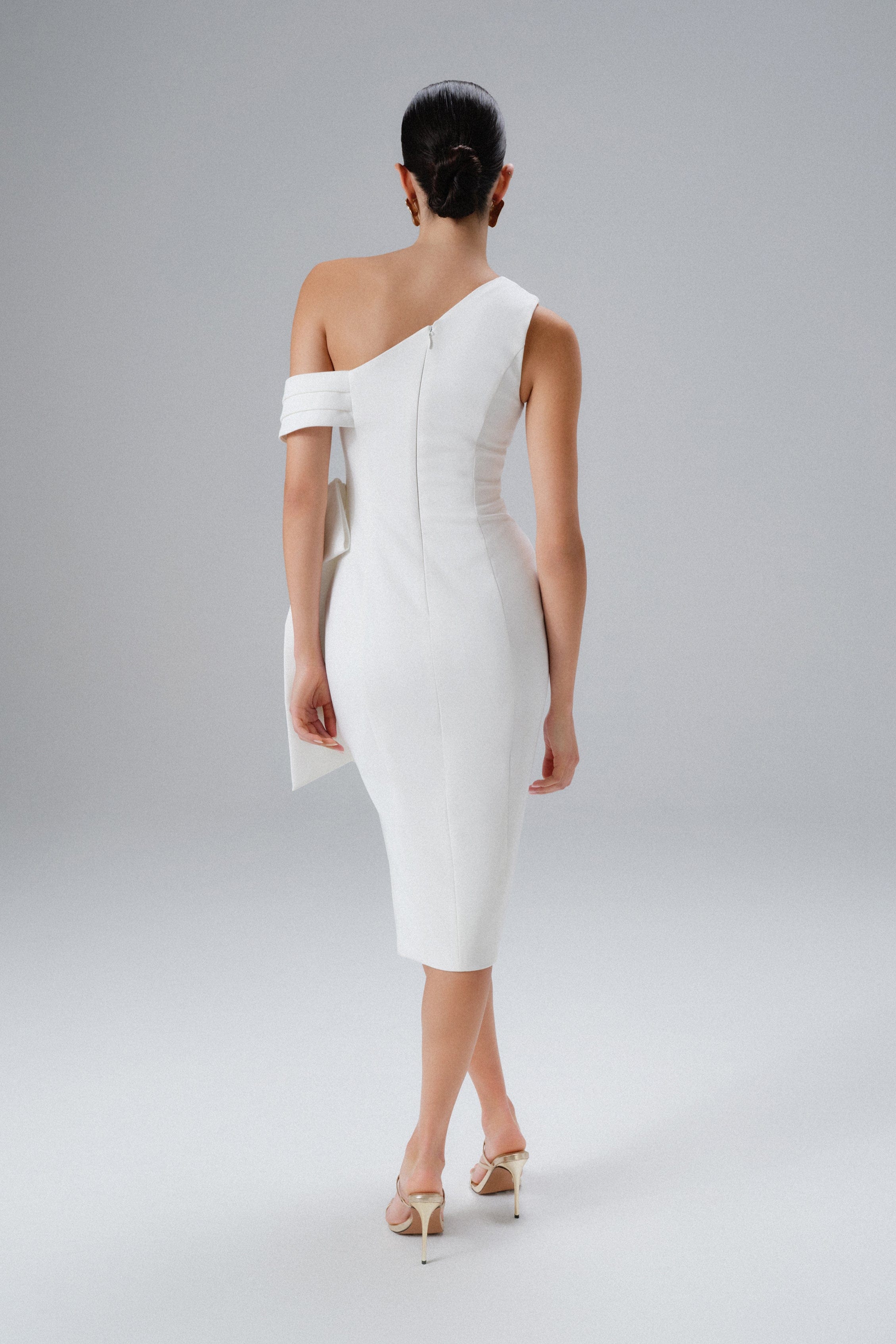 HONEY One Shoulder Pleated Bow Midi Dress in White