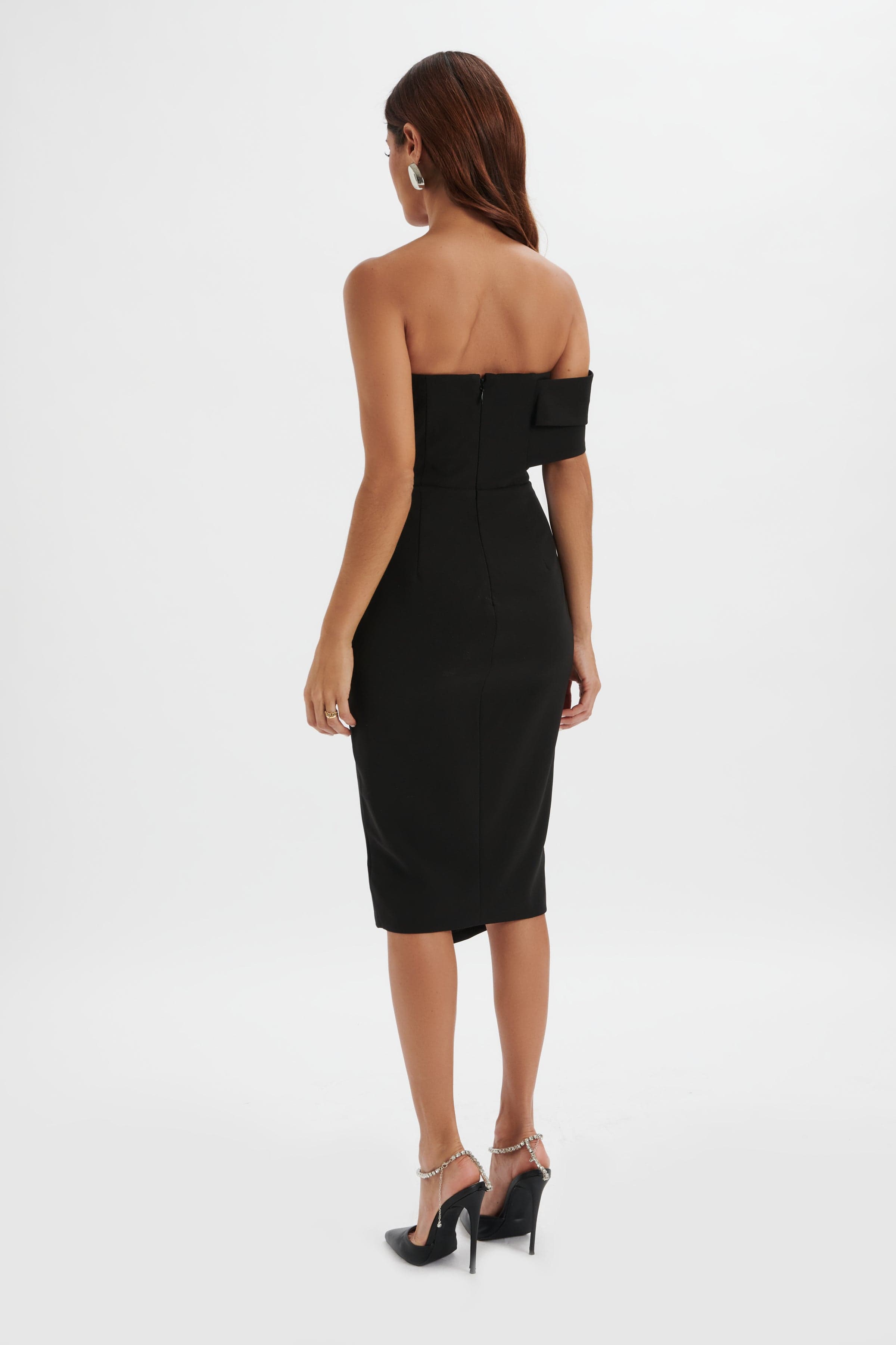 BRIE Bardot Knot Twisted One Shoulder Midi Dress in Black