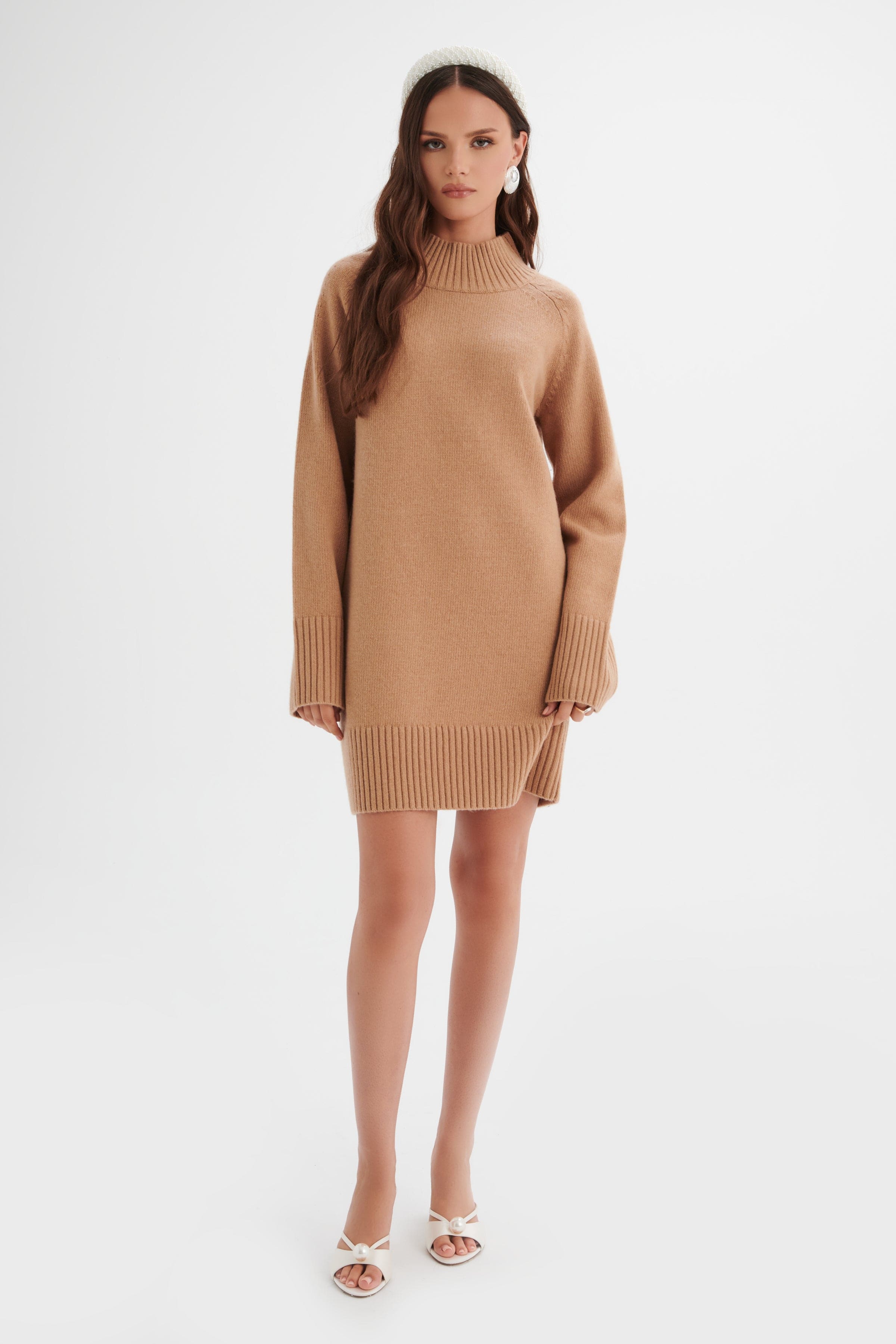 LILIAN Knitted Cashmere Mini Jumper Dress In Camel