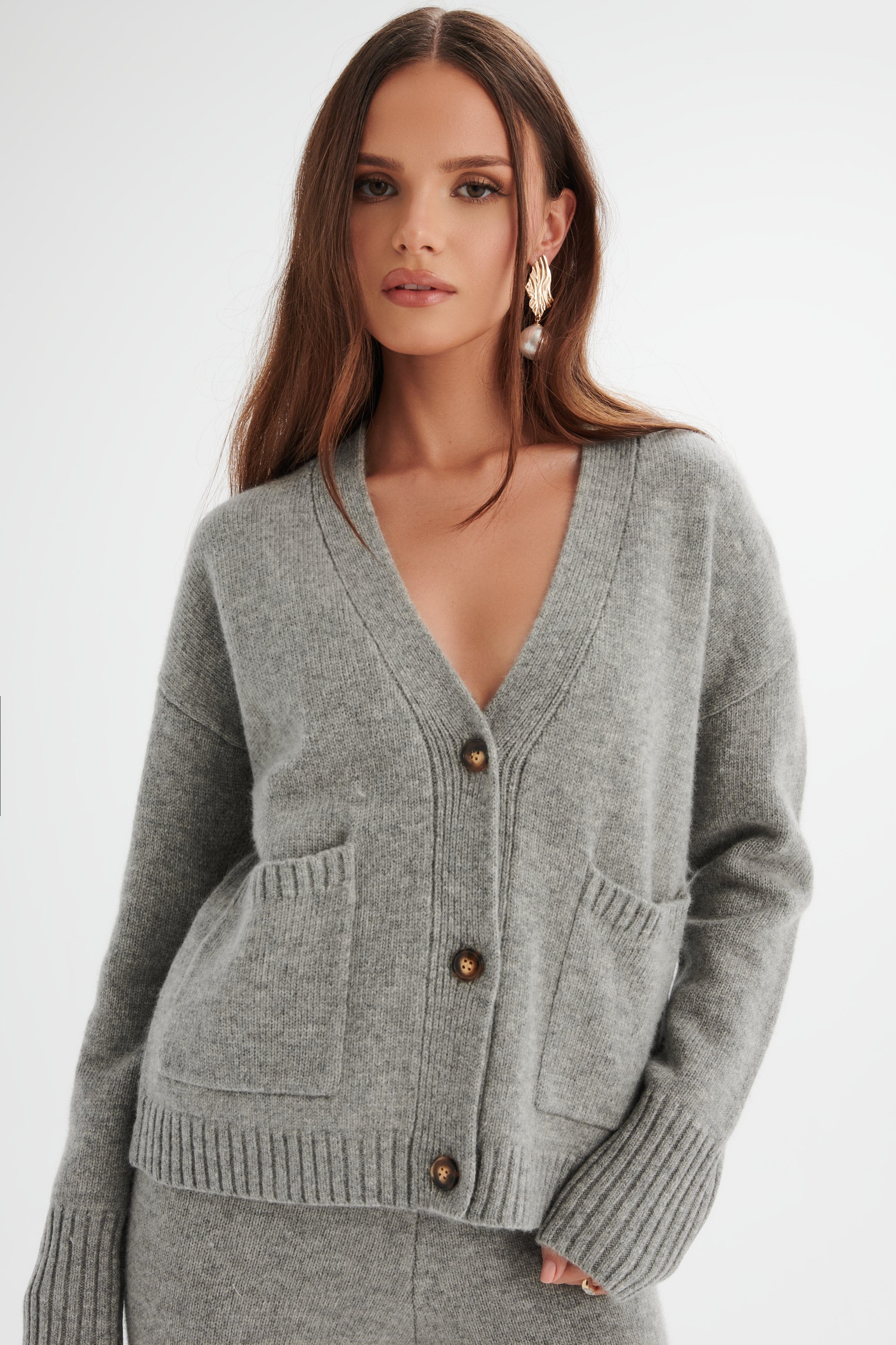 NELLA Knitted Cashmere Blend Relaxed Cardigan In Grey