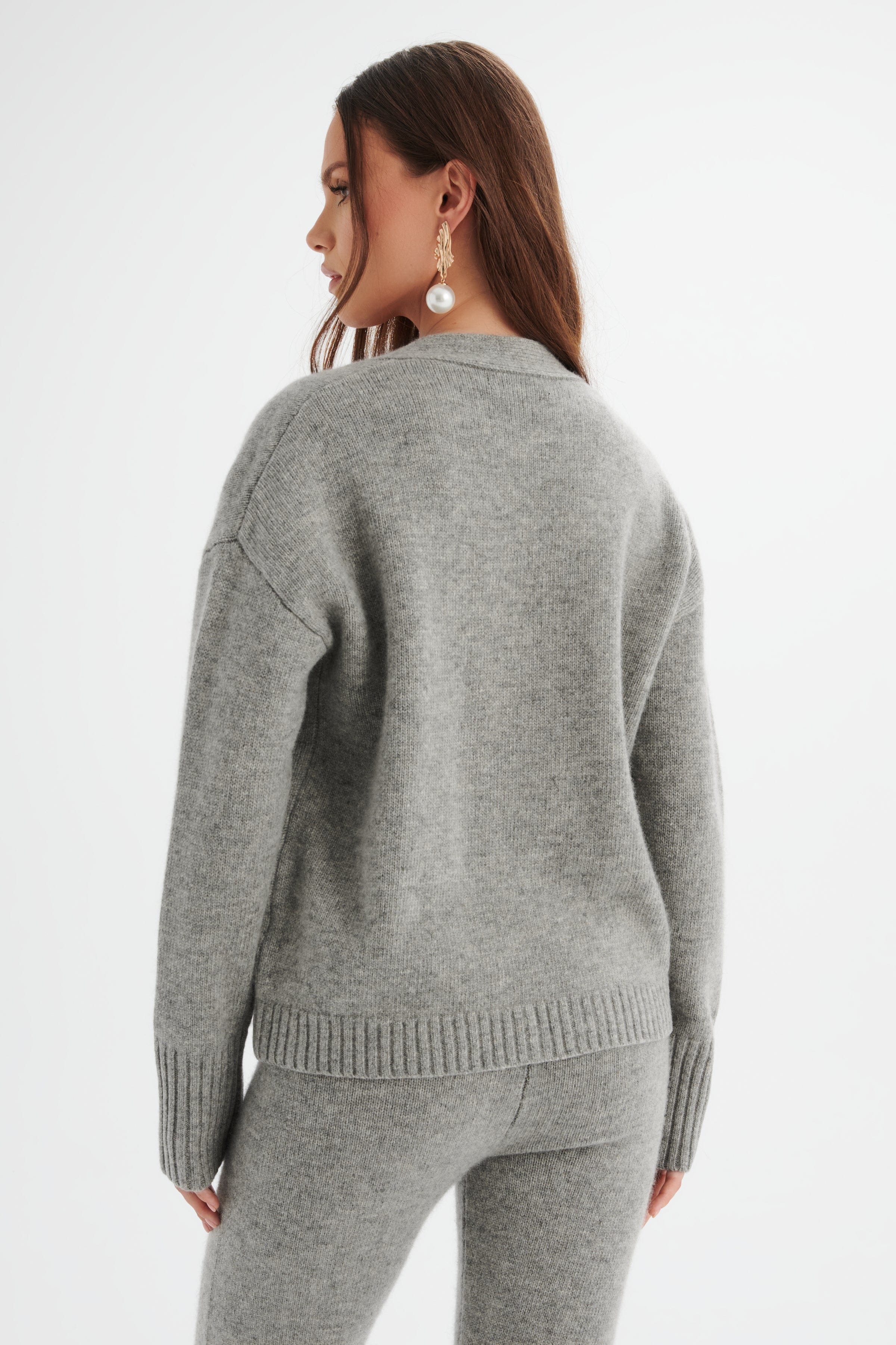 NELLA Knitted Cashmere Blend Relaxed Cardigan In Grey