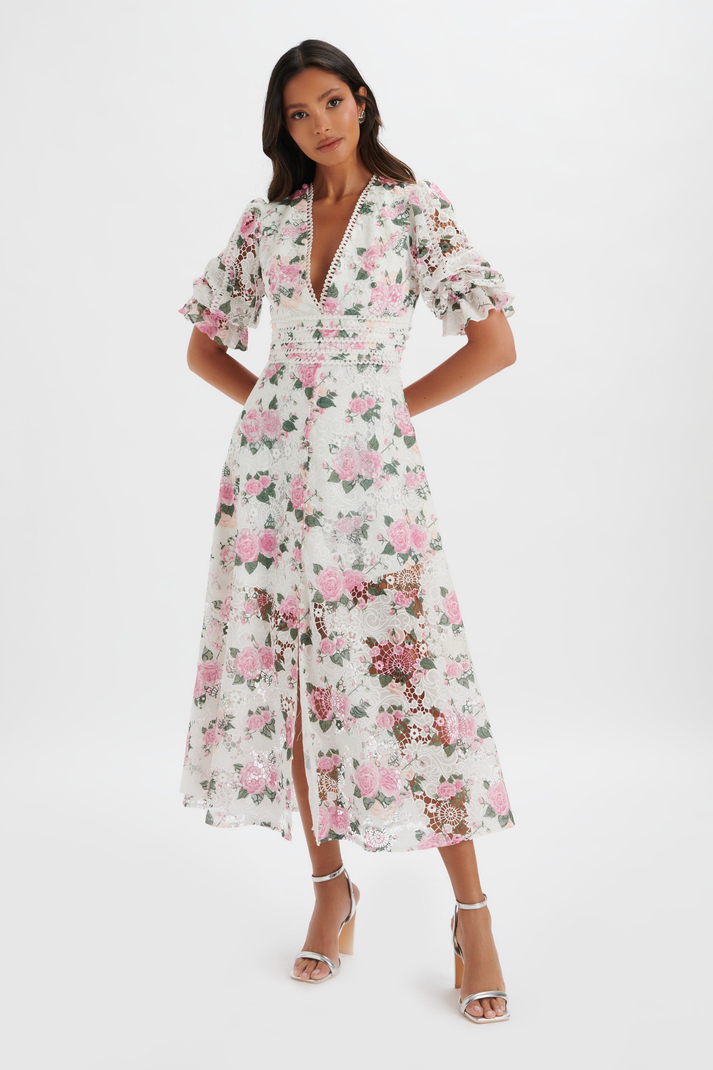 **Dispatching 21/06** CINDY Micro Button and Loop Detail Long Midi Dress in Floral Broderie