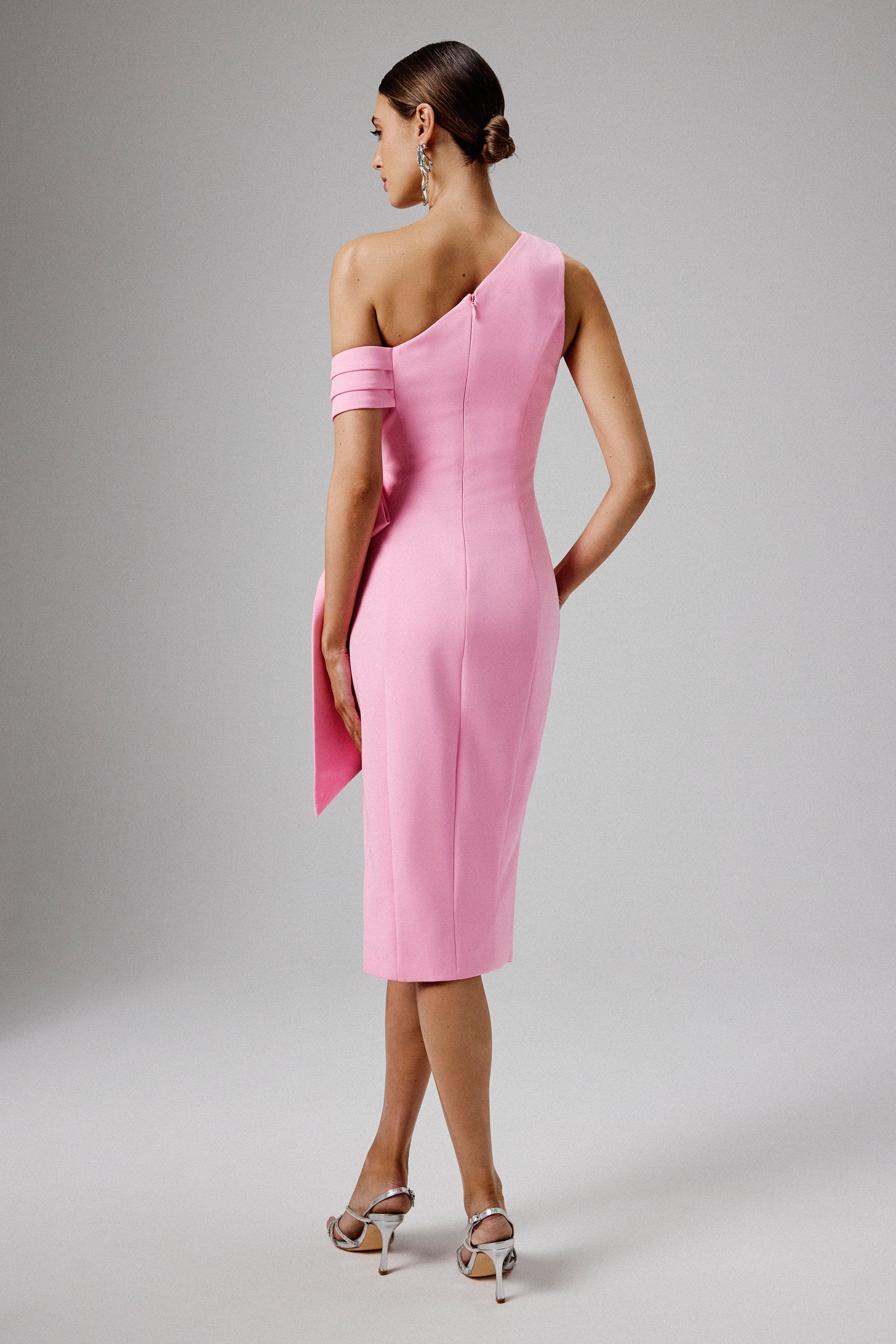 HONEY One Shoulder Pleated Bow Midi Dress in Pink